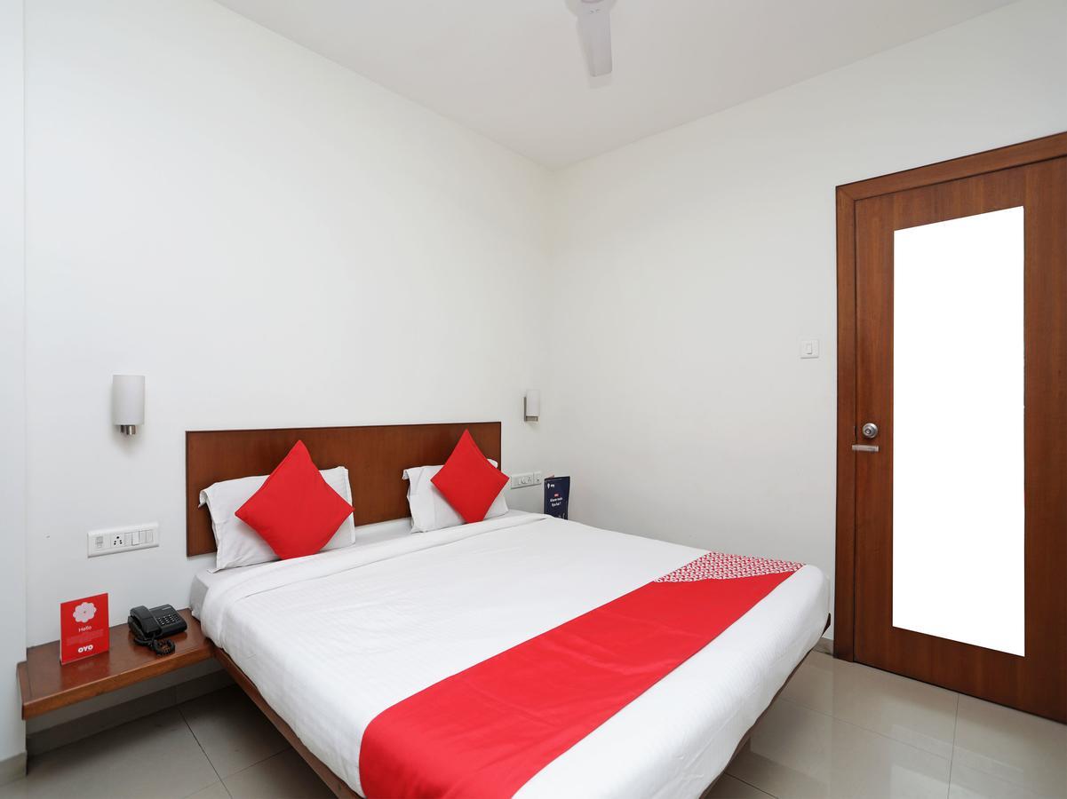 Oyo 1194 Hotel Gulmohr Pune Dış mekan fotoğraf