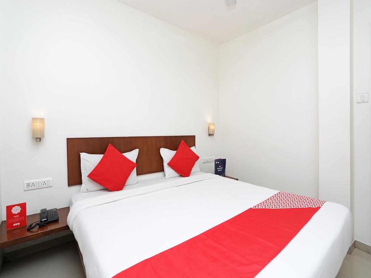 Oyo 1194 Hotel Gulmohr Pune Dış mekan fotoğraf