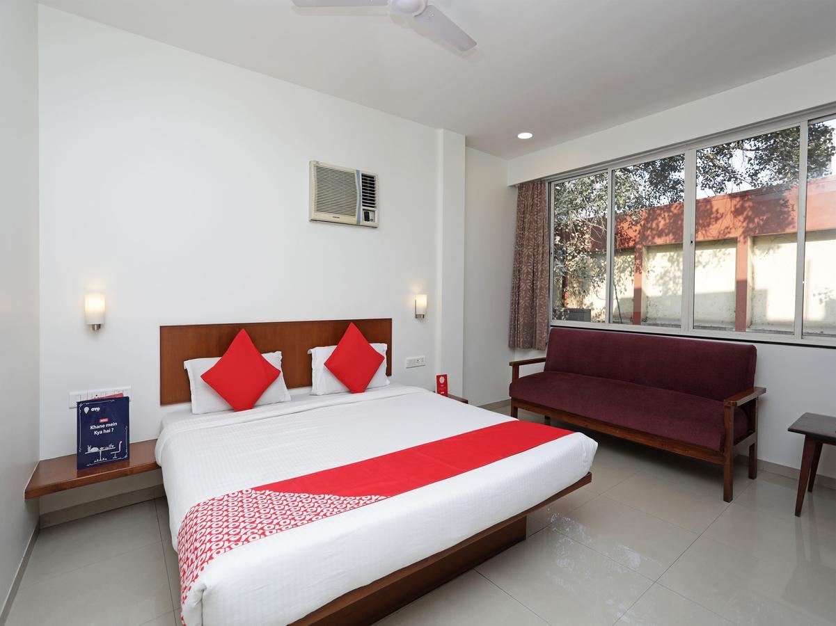 Oyo 1194 Hotel Gulmohr Pune Dış mekan fotoğraf