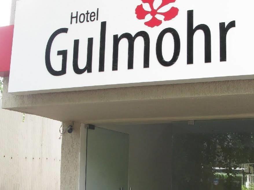 Oyo 1194 Hotel Gulmohr Pune Dış mekan fotoğraf